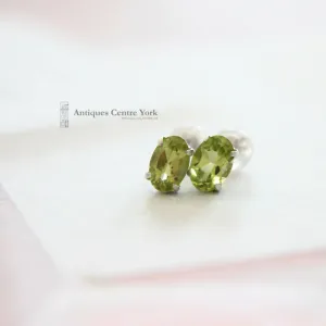 18ct White Gold Peridot Earrings