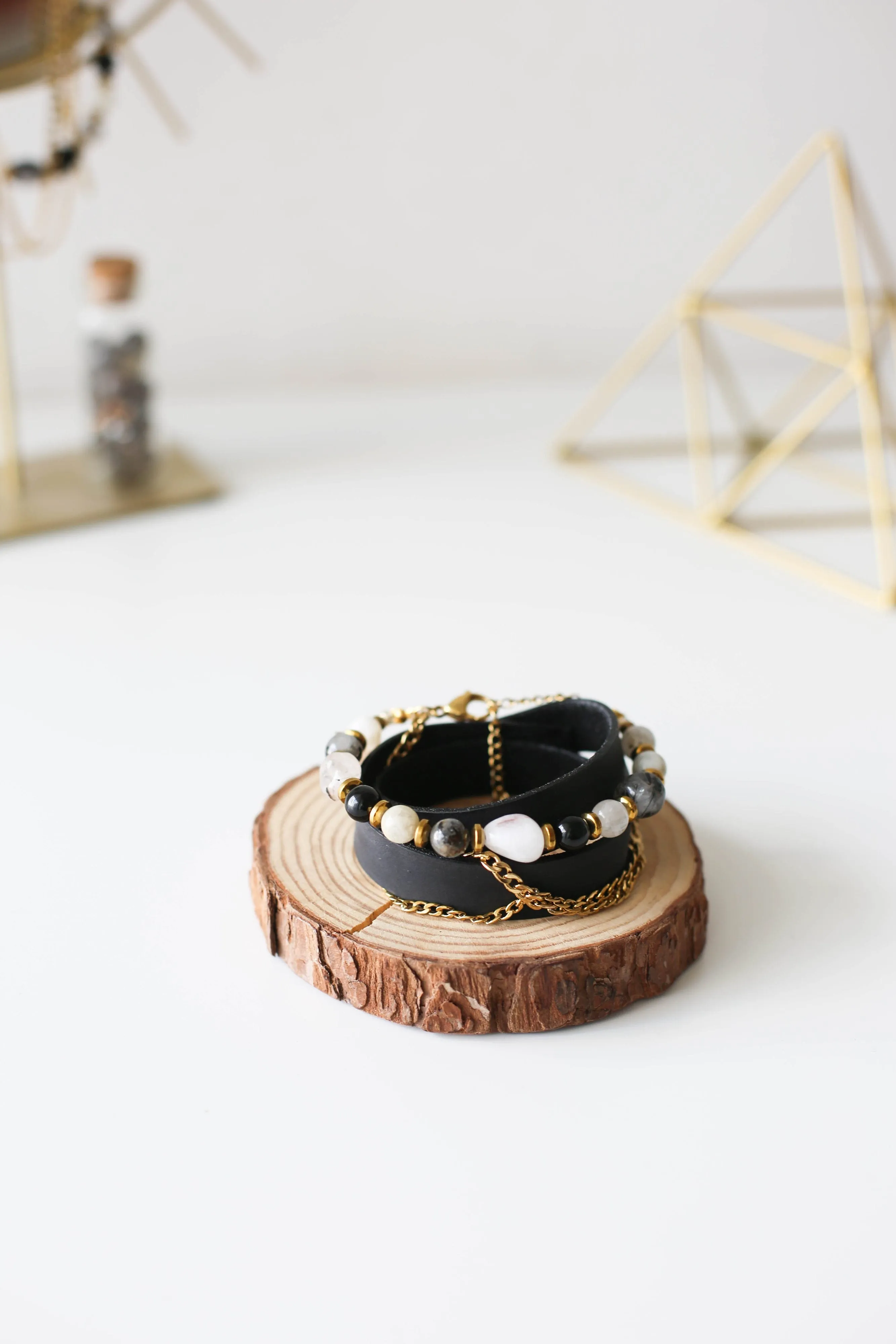 Black Quartz Leather Bracelet