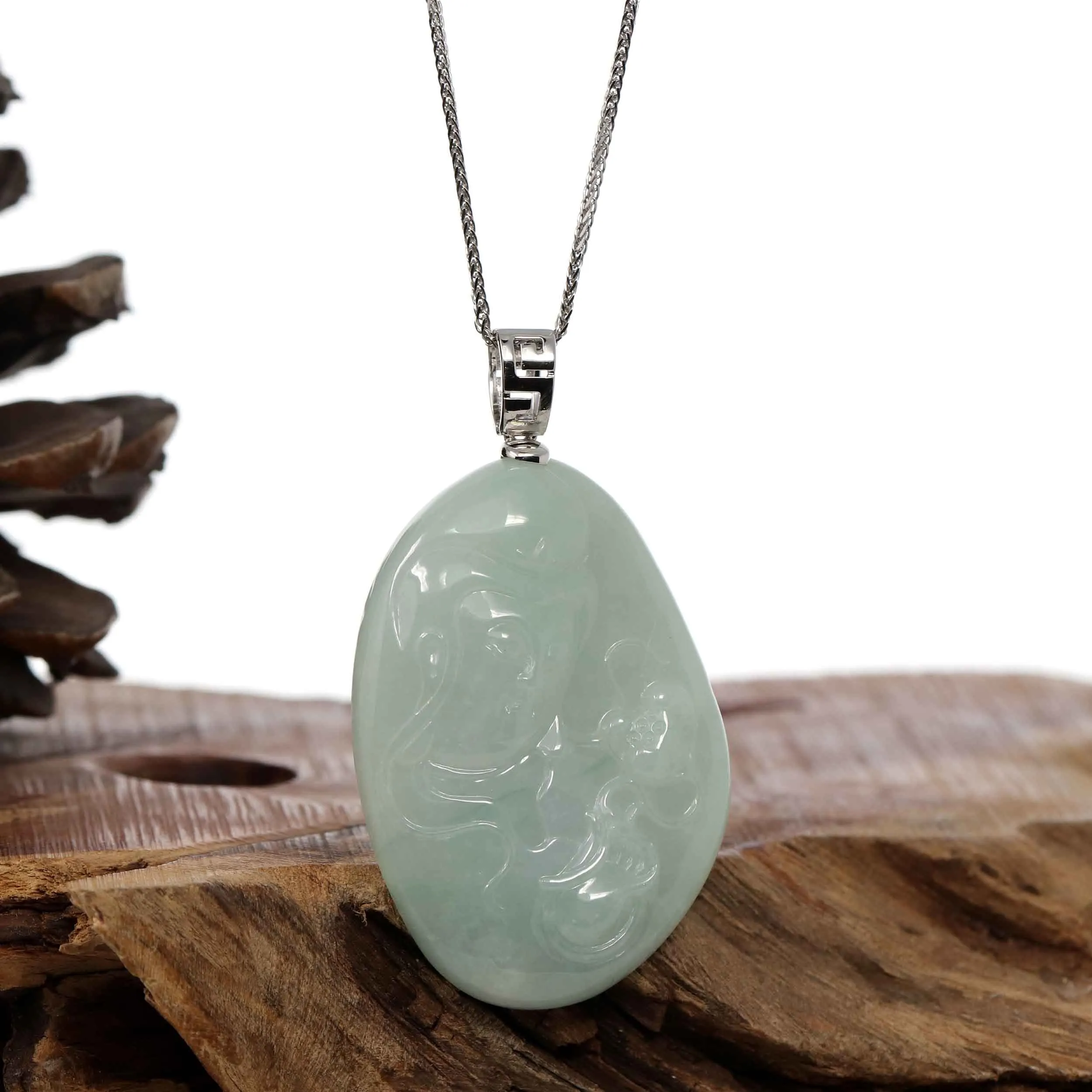 Genuine Burmese light Green Jadeite Jade Guanyin Pendant Necklace