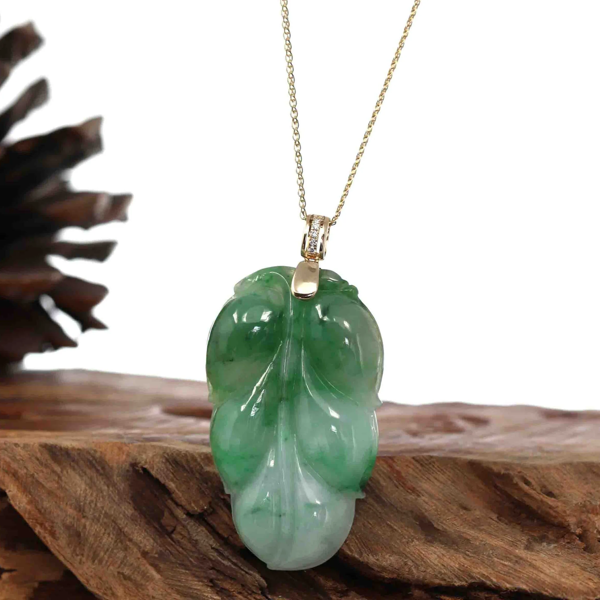 Genuine Green Jadeite Jade Leaf ( Jin Zhi Yu Ye ) Necklace With VSI Diamond Gold Bail