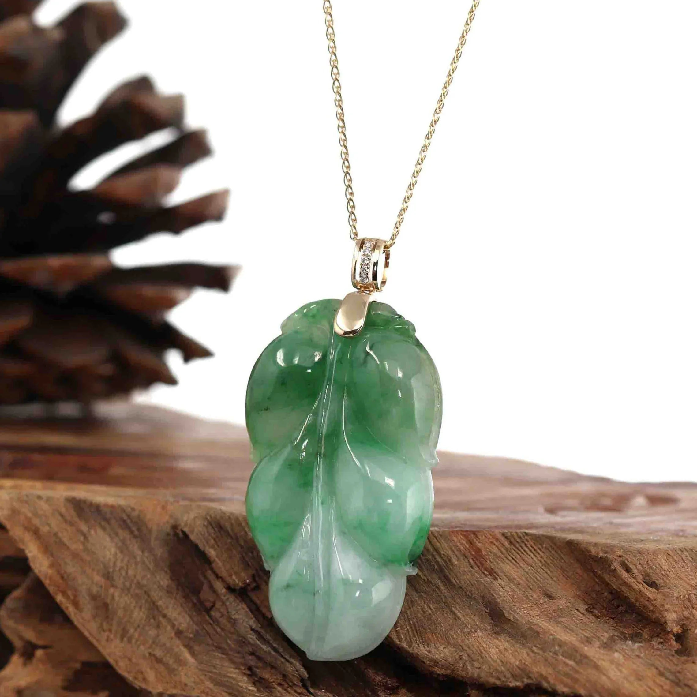 Genuine Green Jadeite Jade Leaf ( Jin Zhi Yu Ye ) Necklace With VSI Diamond Gold Bail