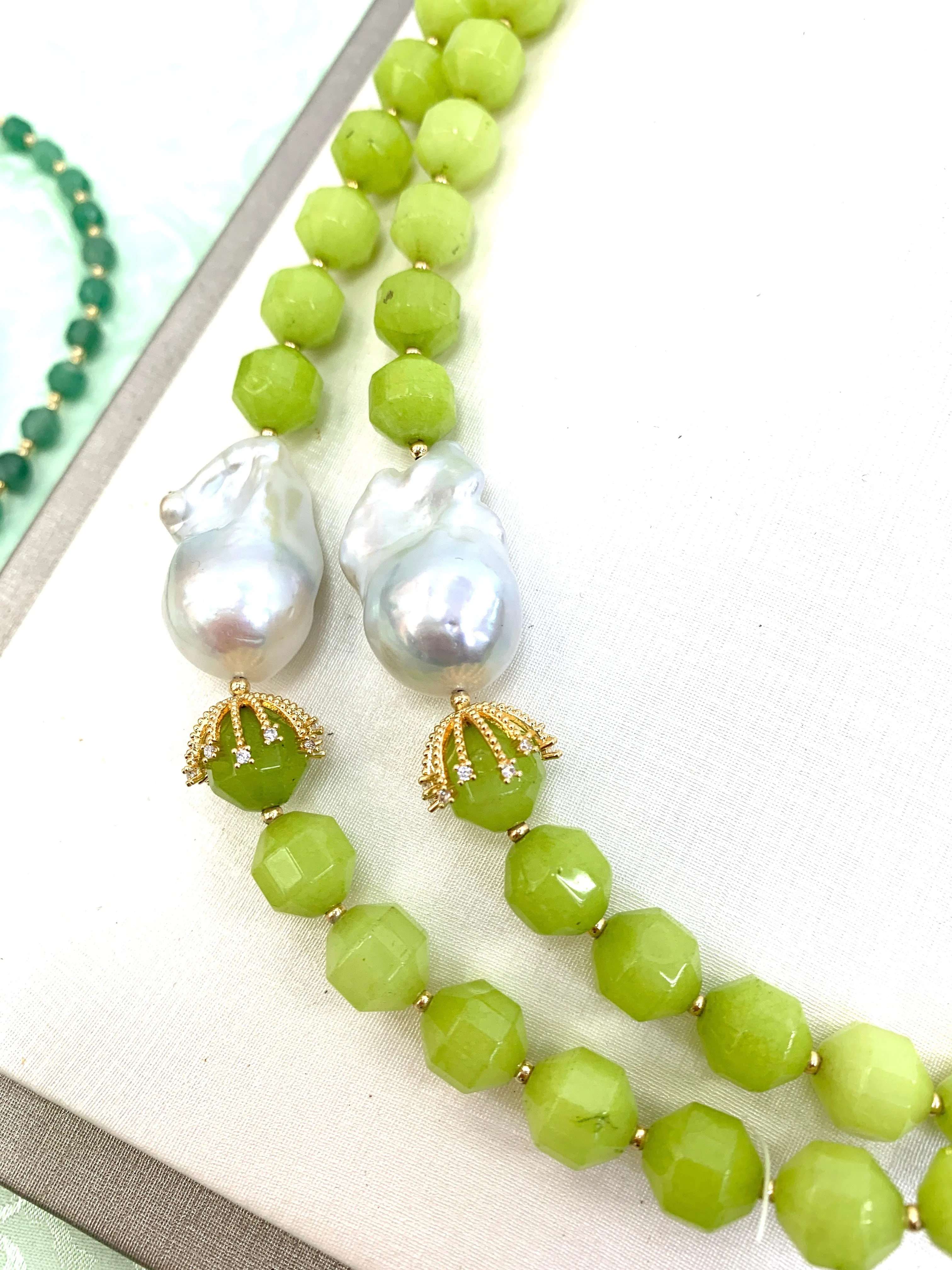 Green Jade With Baroque Pearl Double Strands Necklace HN014