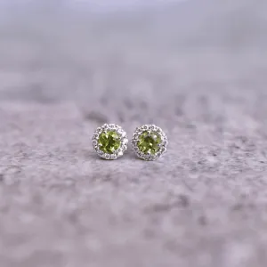 Minimal - Peridot Studs