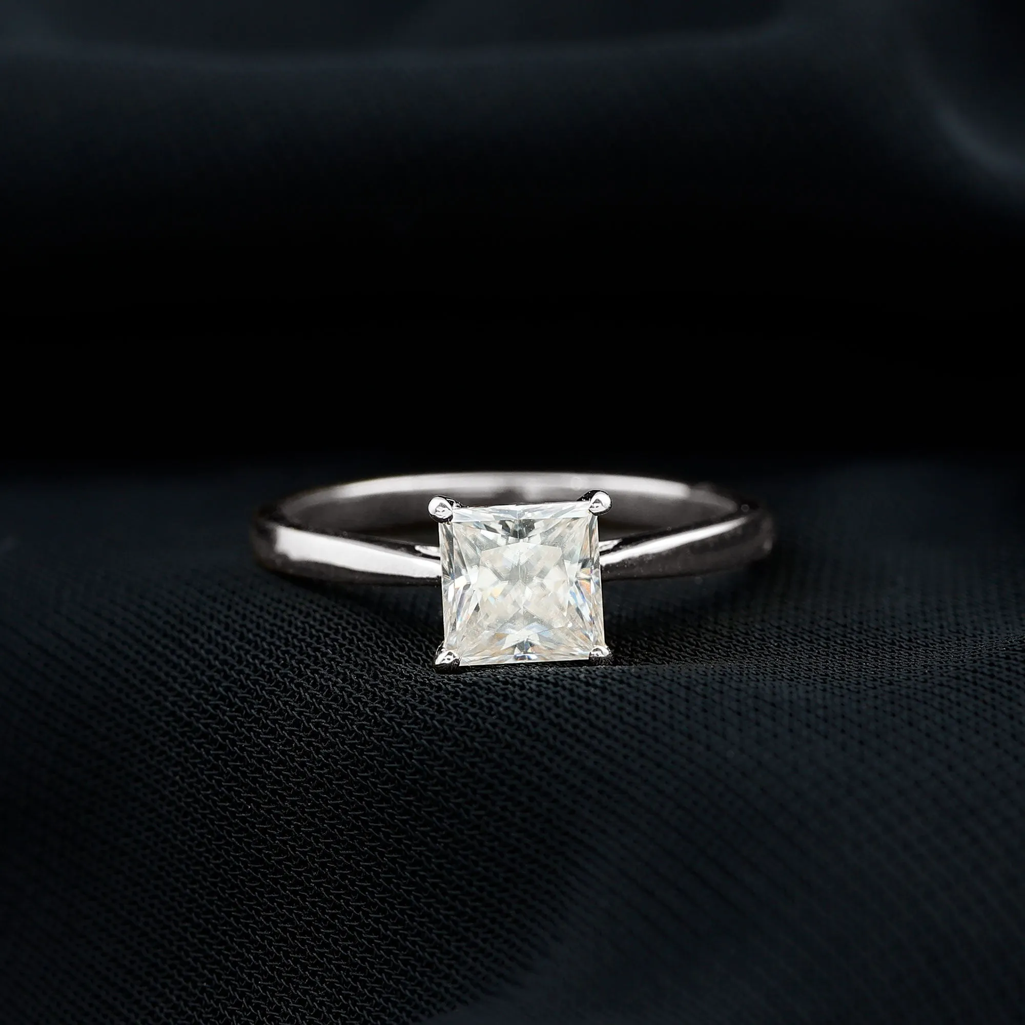 Princess Cut Moissanite Simple Solitaire Engagement Ring