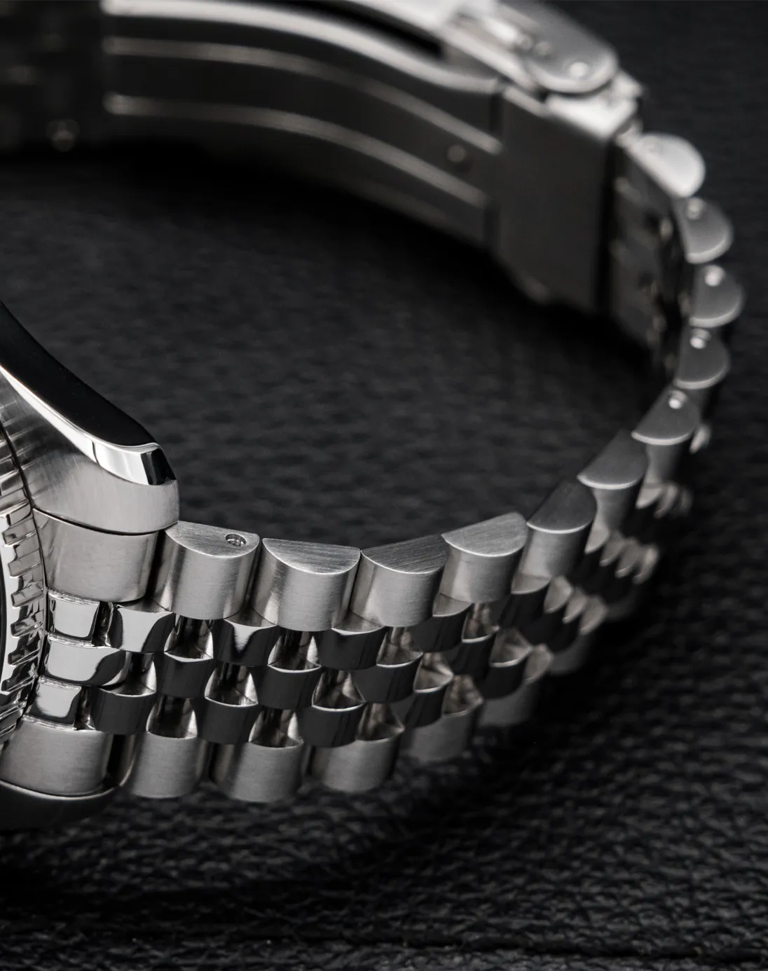 Sea Quartz 30 Stainless Steel Bracelet [20mm]